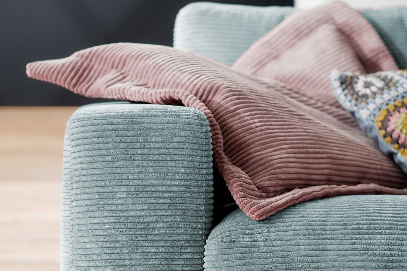 e4d12800-4068-4ca6-aa1b-10c9d63fcc32