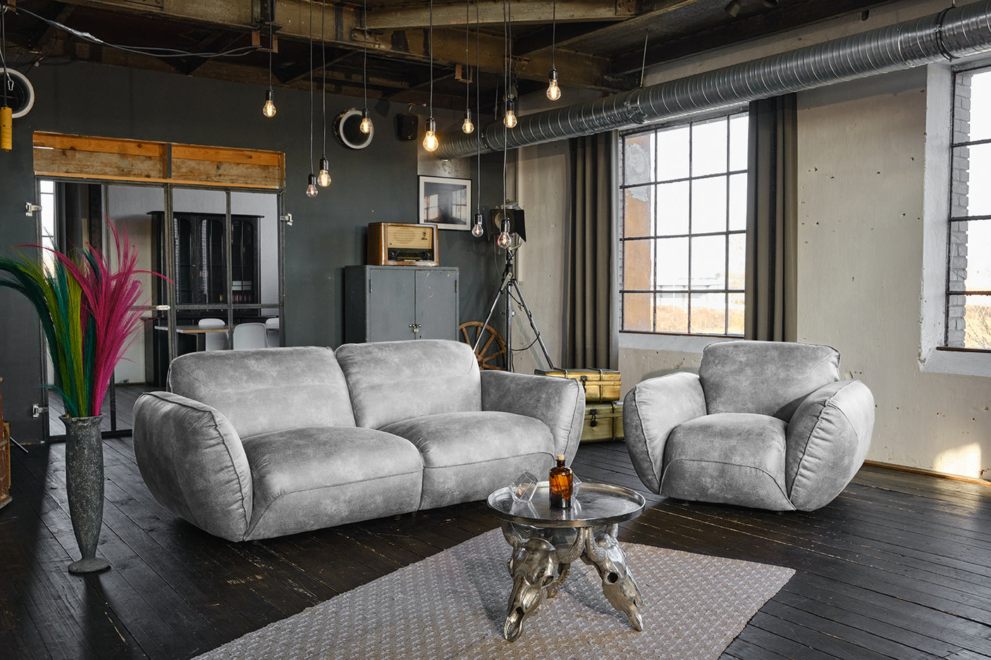 7db4fe30-8dd5-47b2-8355-d6d06be69b3a