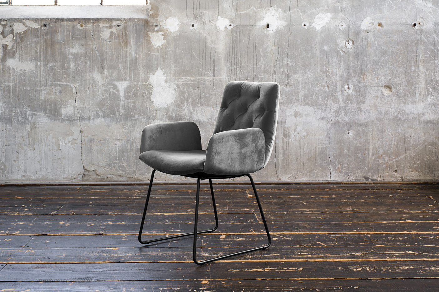 b00a5073-f9e4-4eb4-b64f-9fa44fa3e872