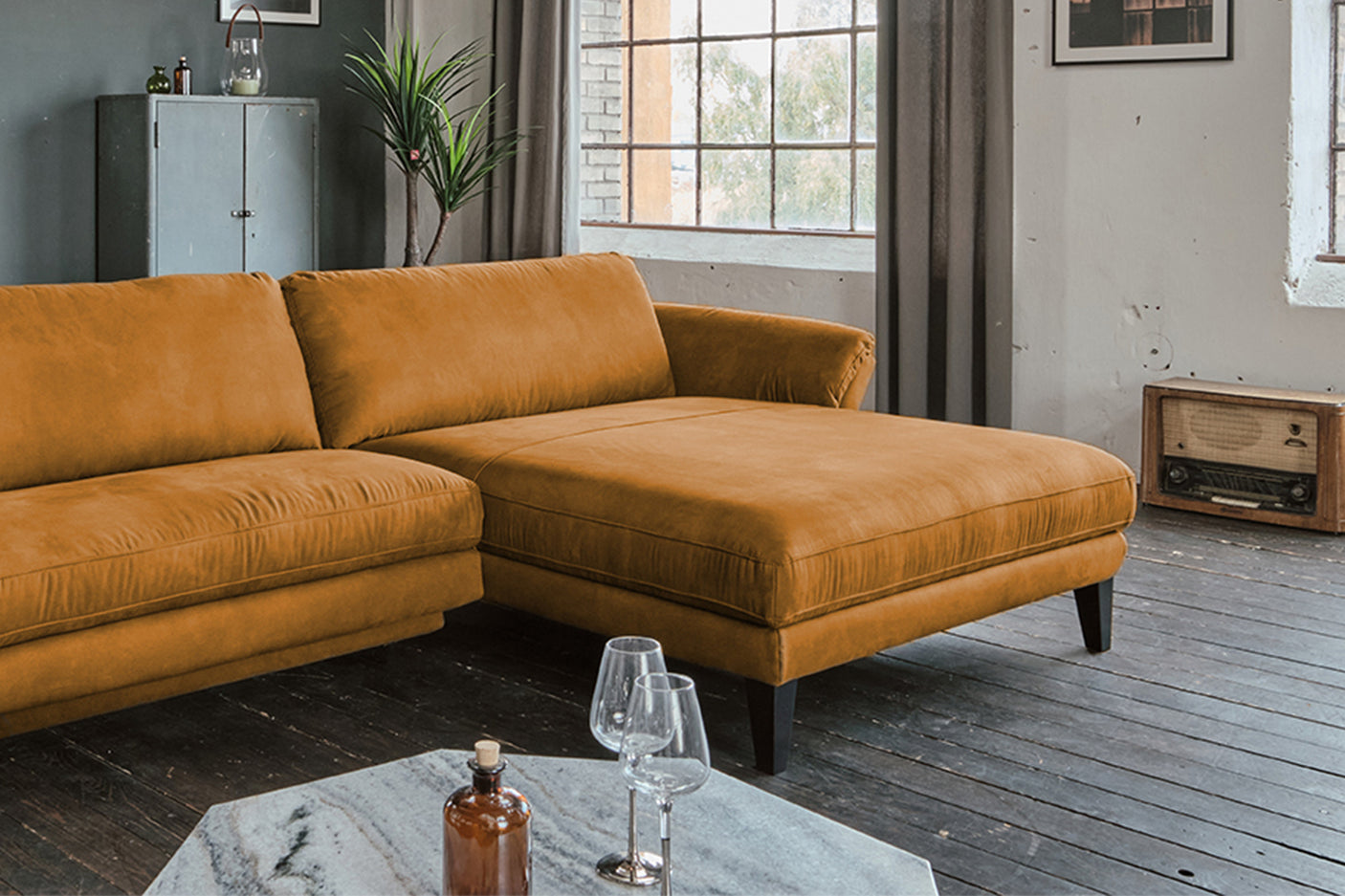 198e1c80-53bc-41ab-b165-2d4e13a05e1b