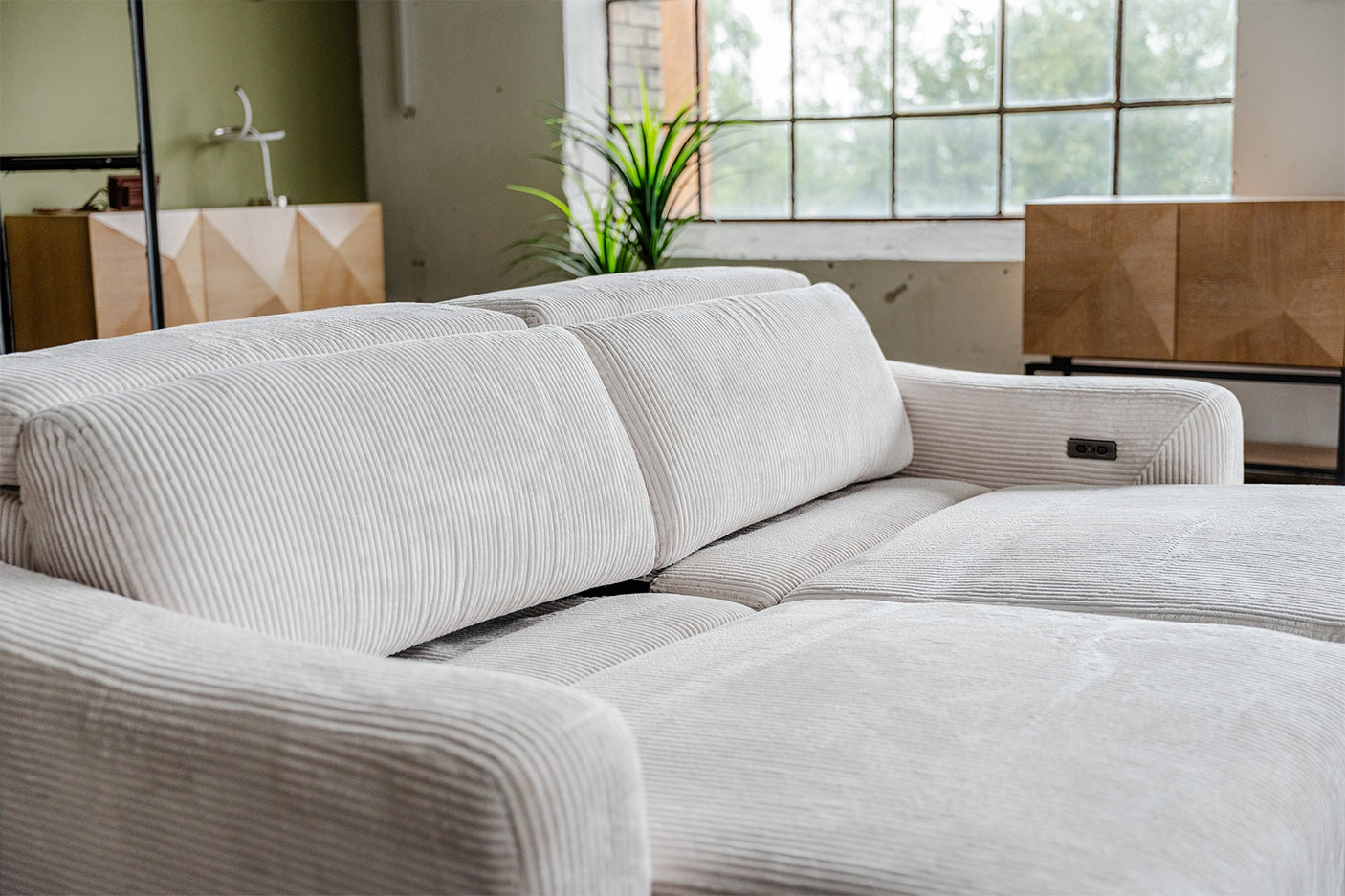 94679c5b-586e-41c9-8b5b-ae410975fc95