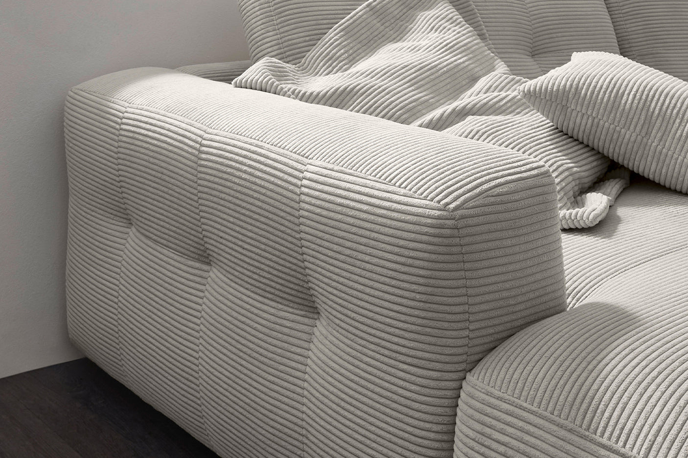 b9ae7d61-ee4b-4250-be64-01c024d5face