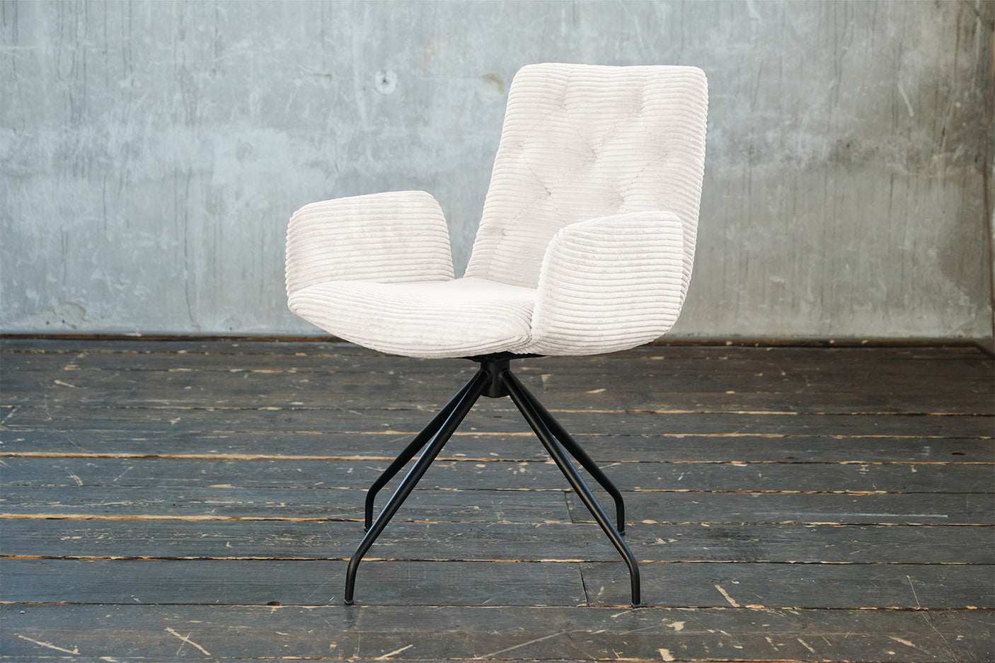 eb8b6037-3109-474e-a51d-583296cd7e51