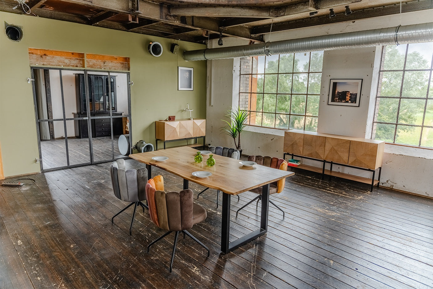 2a400824-0409-4b83-bfc8-996728d5c42d