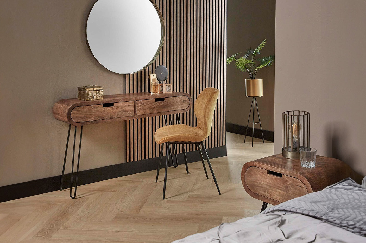 898dcfff-2970-4d22-a3f5-4e9ead075a05