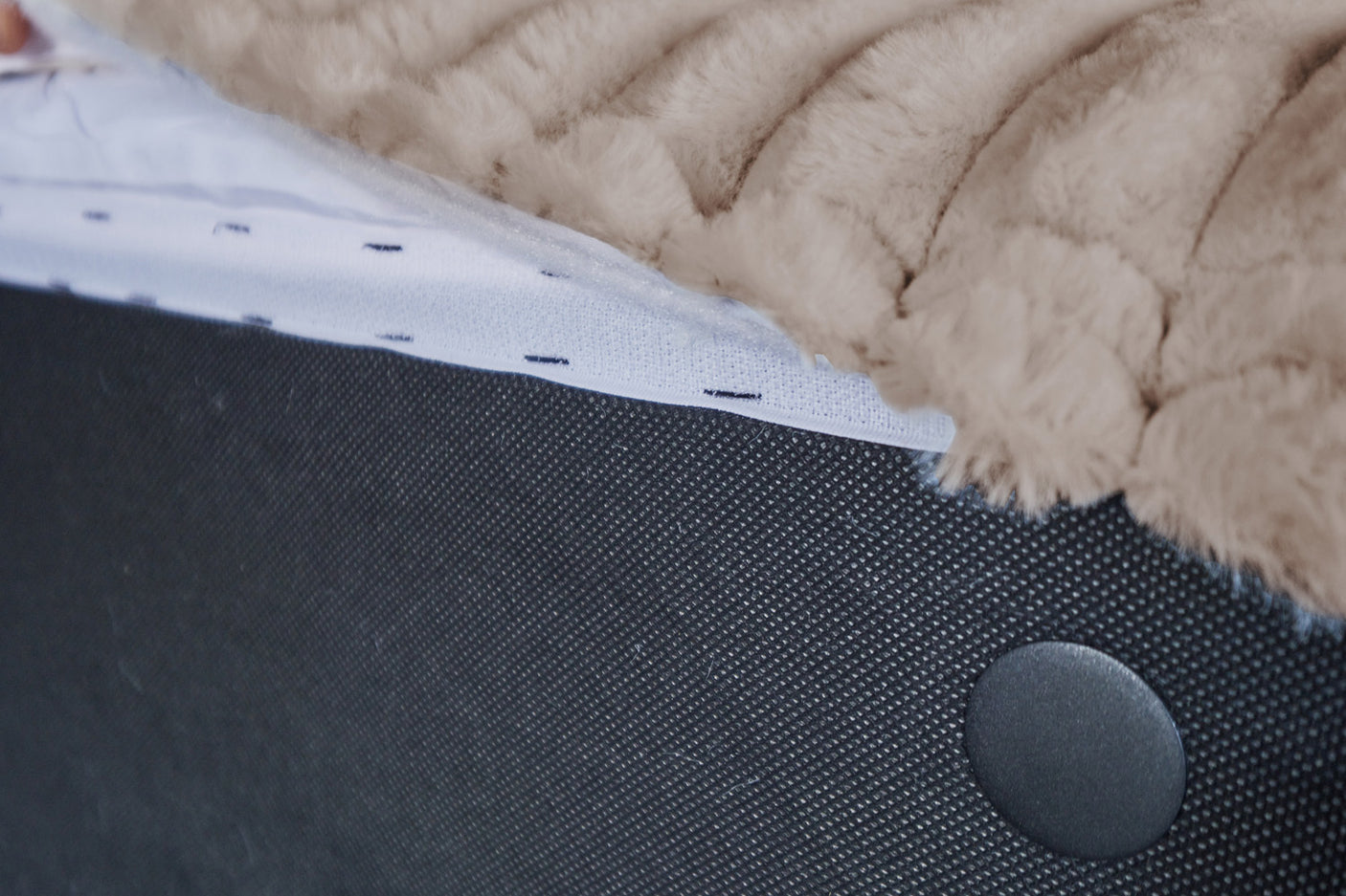 de350d87-79d4-4417-9874-c15a3f7a3c60