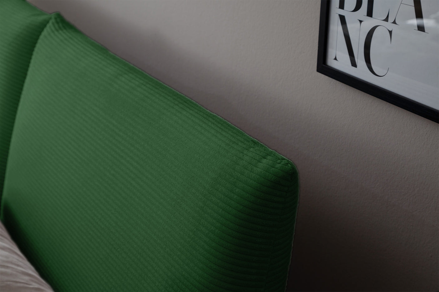 5e7b2859-be7c-4726-bfe9-509aacaee693