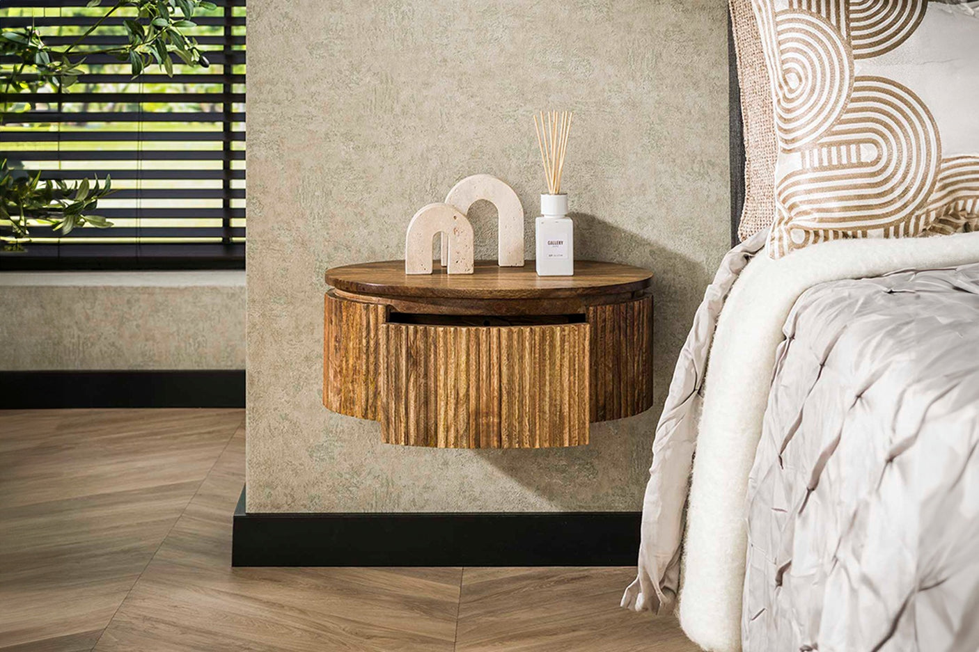 55b74fa8-9fdc-45d9-99bd-3428122c9f6d