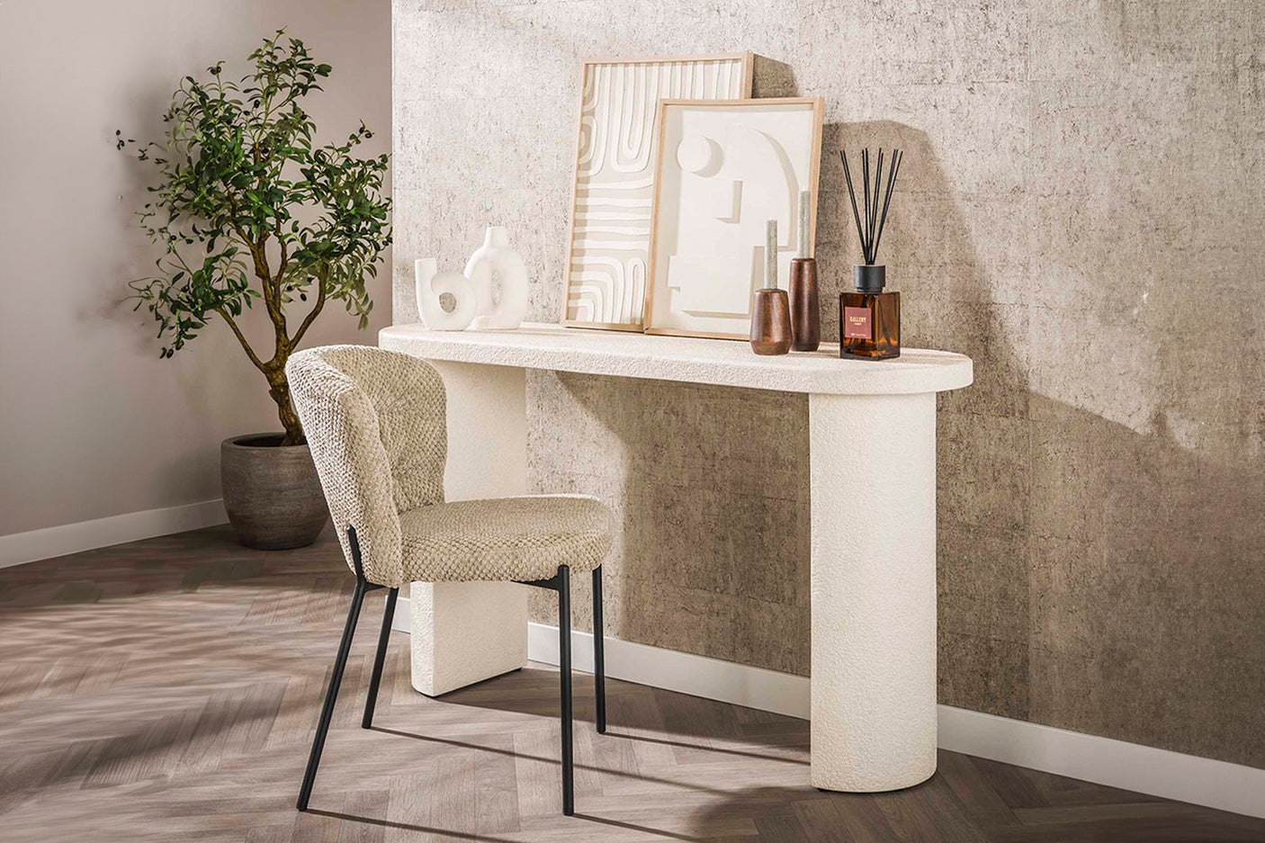 092da5a2-b2c4-4c6d-a551-1f41077bd881