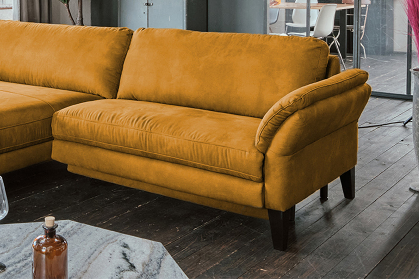 d24705e2-7d9a-4172-aae8-7d5ea7cba687