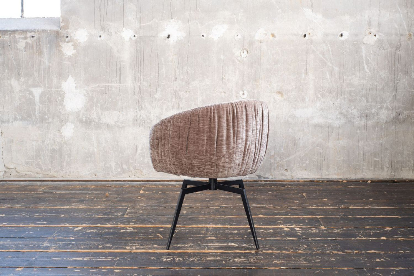 e018c180-fec2-43b0-b6e8-648634702795