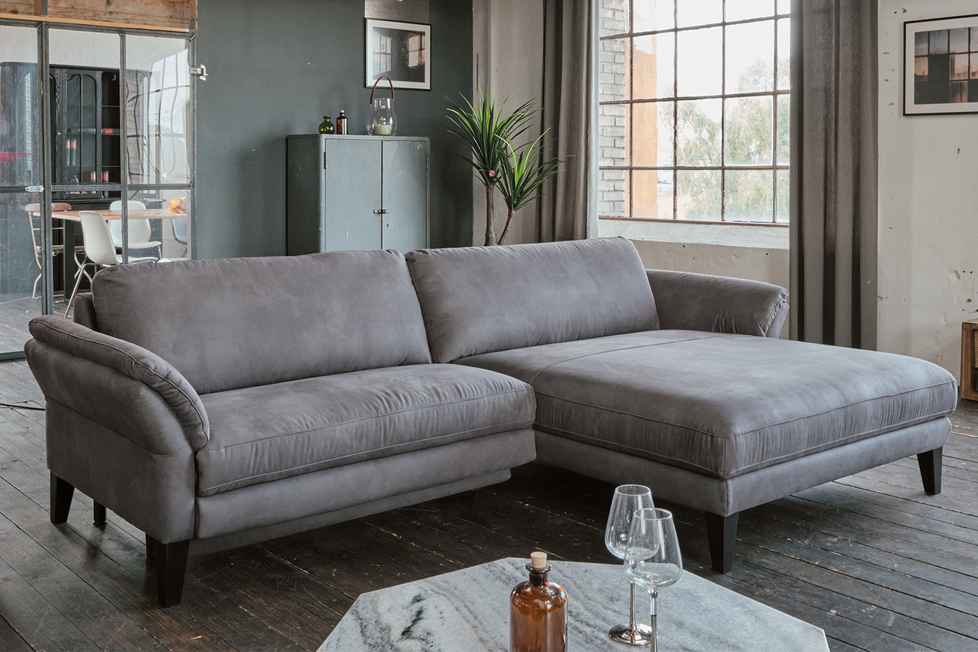 72b5a070-6e3a-4ca4-8f29-abbbb1e951c6