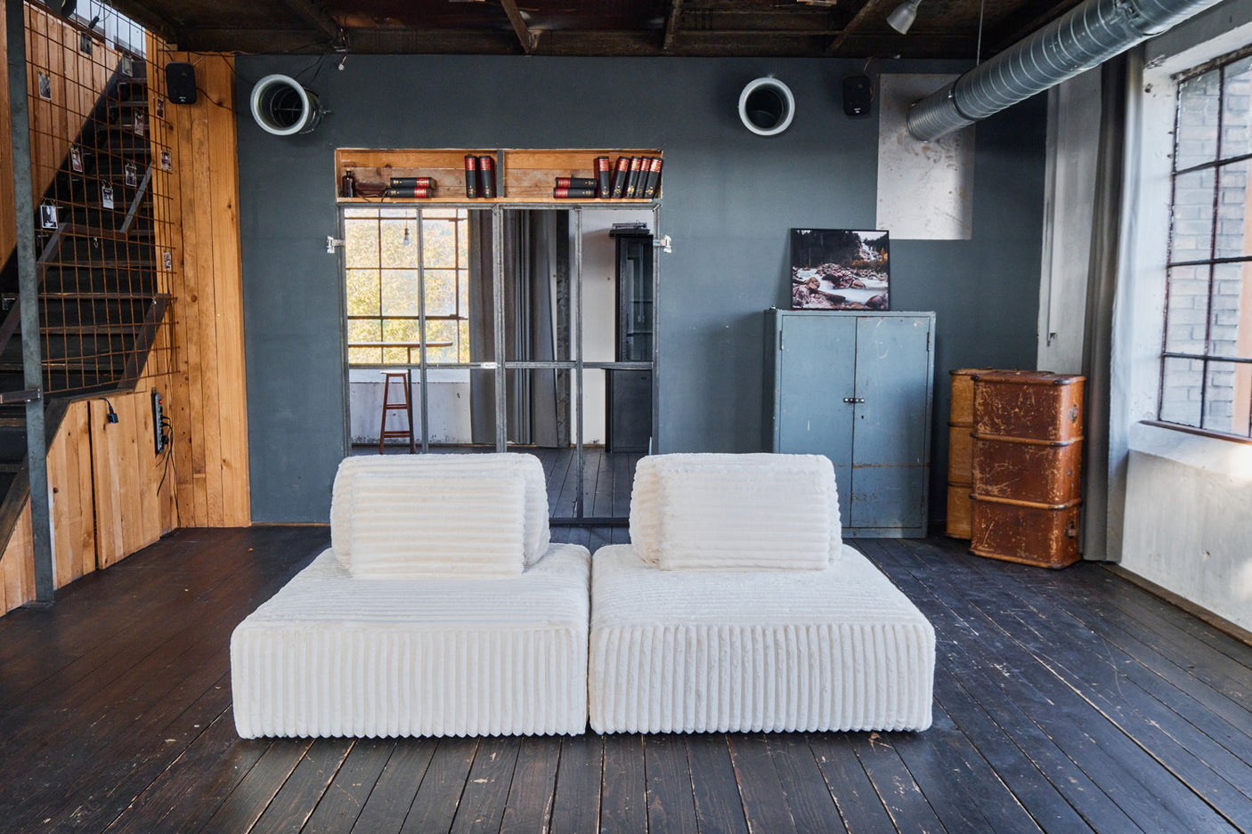 c89a2fa4-70fd-439e-948c-2ace17fa275e