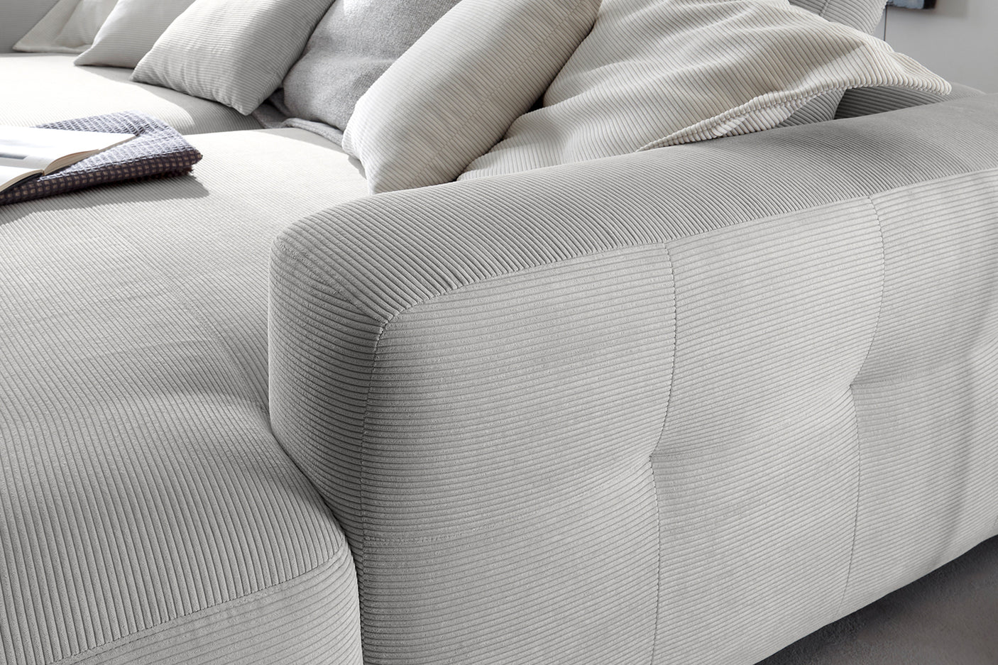 692f8356-3077-41b0-b58f-e136de519207