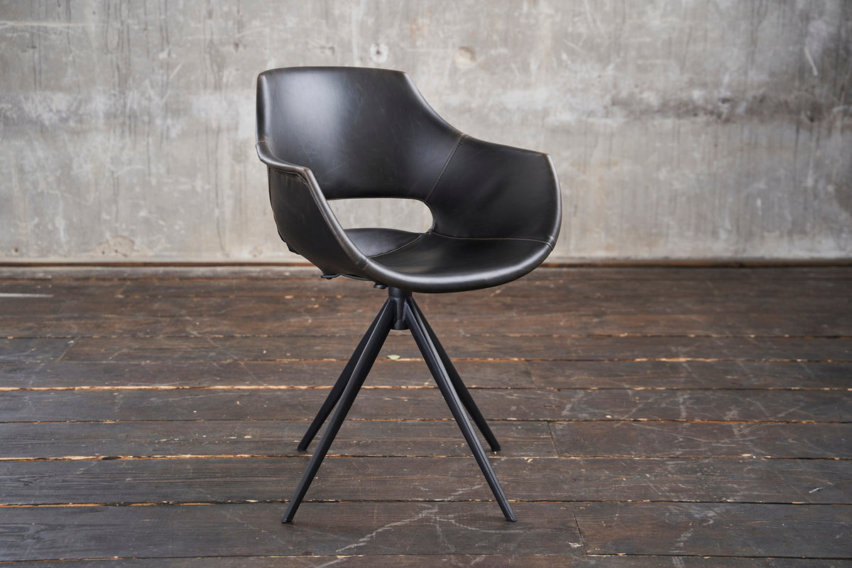 1bc8641d-a4bf-466b-a6af-21713e709f3d