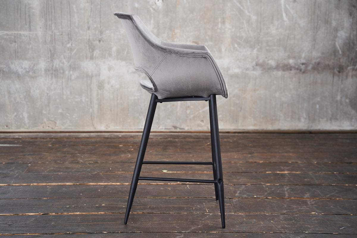 KAWOLA Barhocker ZAJA Barstuhl Sitzhöhe 76 cm Velvet grau