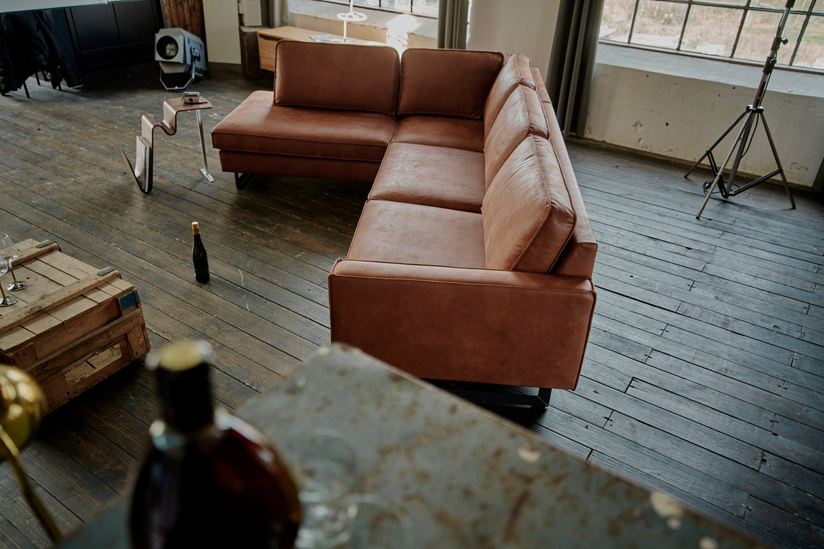 KAWOLA Ecksofa VILNIUS 3-Sitzer mit Recamiere Lederfaserstoff cognac