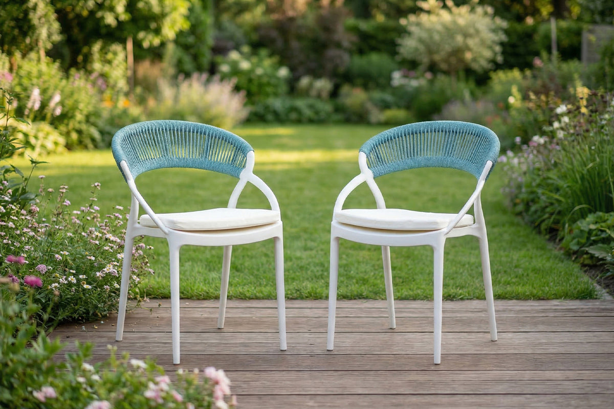 KAWOLA Gartenstuhl KISO Outdoor weiß mit Kissen Rückenlehne Rope hellblau