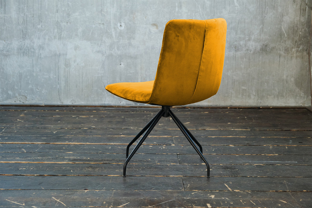 KAWOLA Stuhl NEW CHARME Drehstuhl Esszimmerstuhl Velvet curry