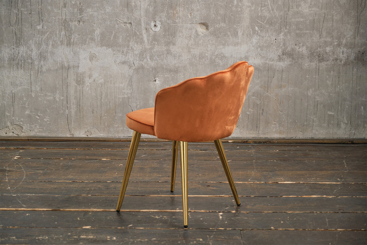 KAWOLA Stuhl SALLY Esszimmerstuhl Velvet orange Fuß gold