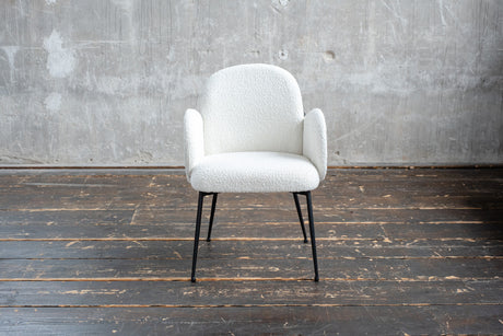 da220587-c79e-4fa4-8ac6-a0765701874c