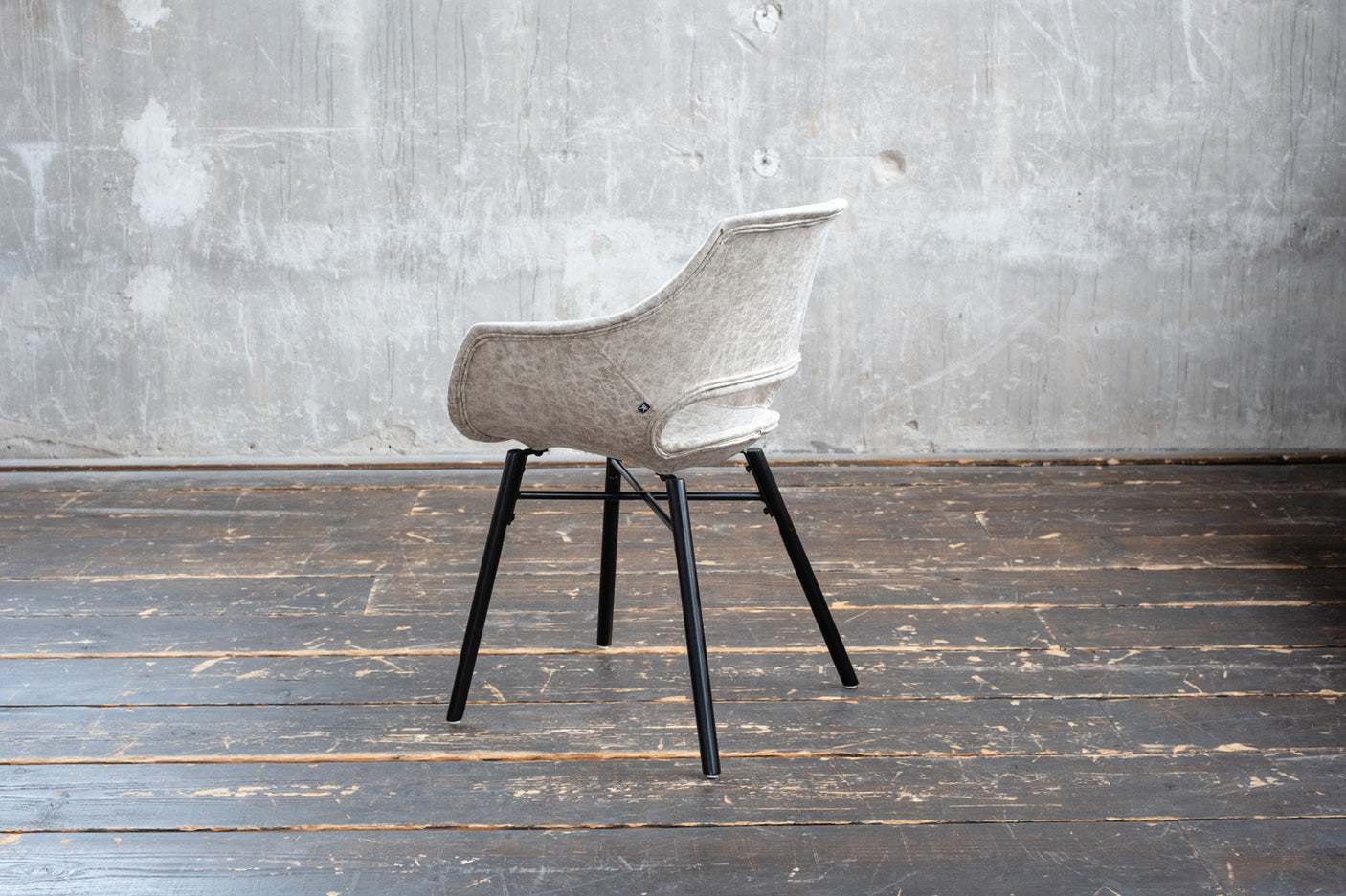 20b29dfd-1519-4a49-a652-c26ce22d39fa