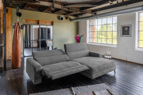 b76b6b43-f818-43c7-bc45-dbe42ff588da