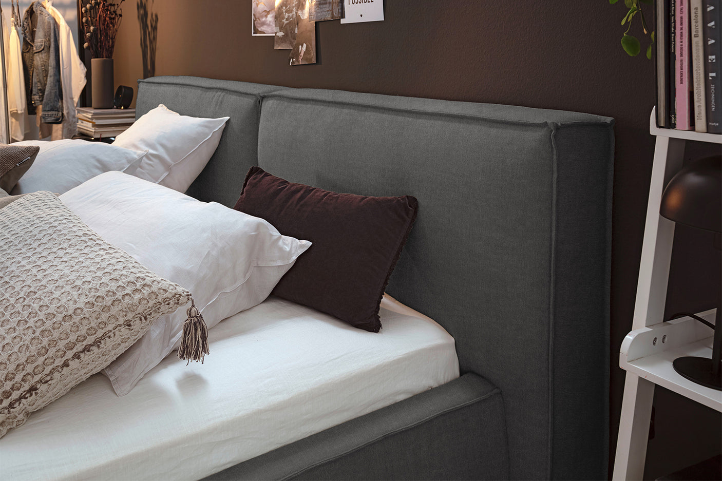 2a7e52a2-deff-4970-86c9-11874a607412