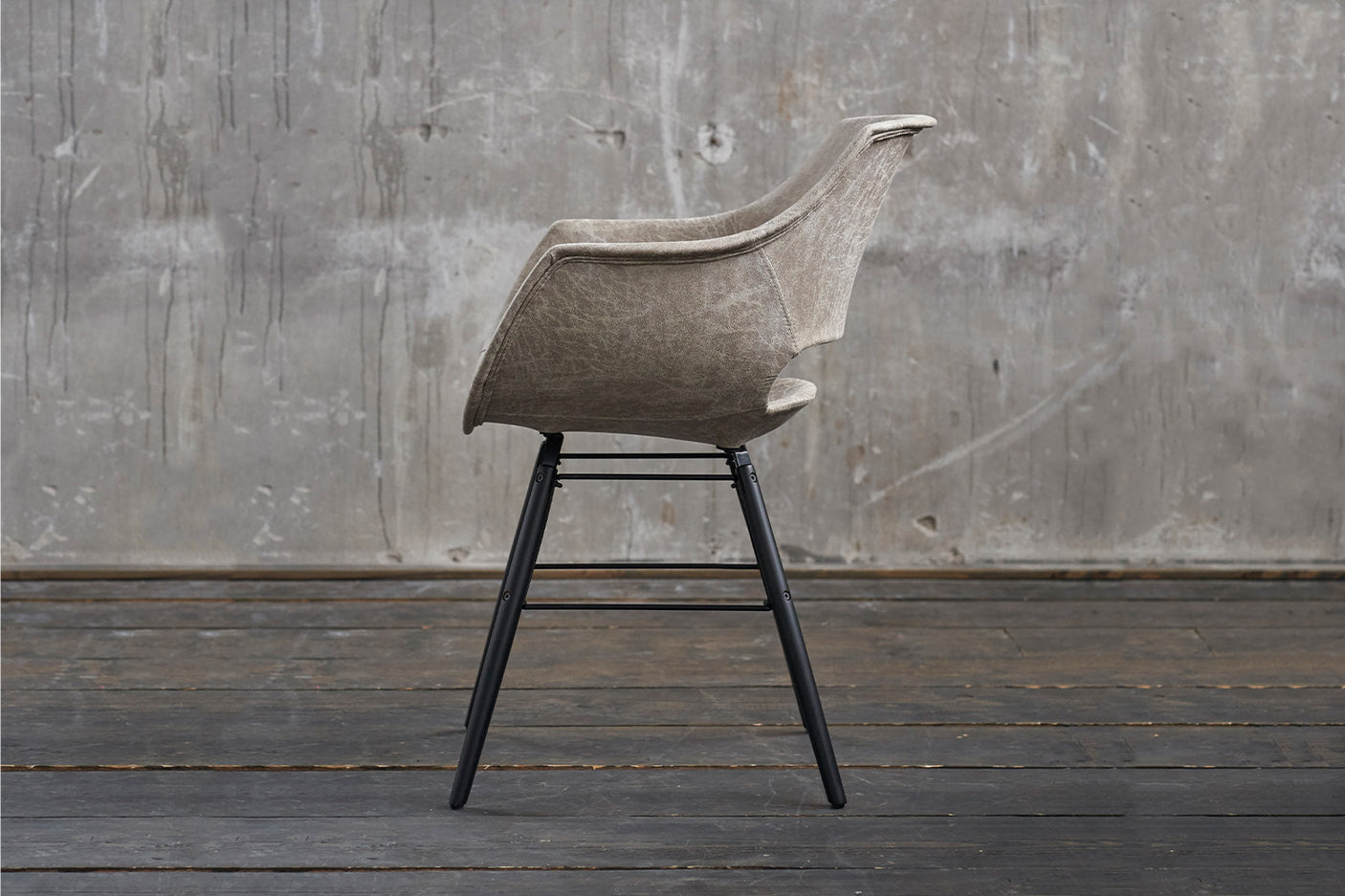 643c83b1-0119-4ff6-86b9-0b2fd0dfc06f