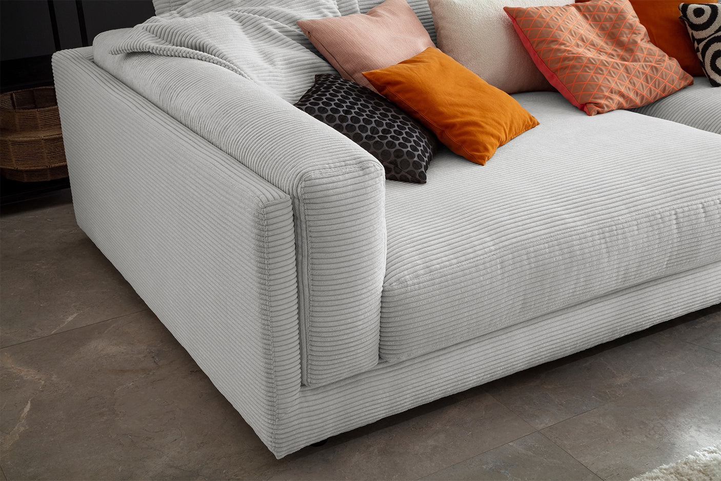 e4dc548f-e936-44e8-9776-b777d20cedb8