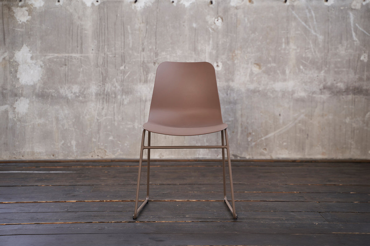 B-Ware KAWOLA Stuhl DENNIS Esszimmerstuhl Kunststoff cognac