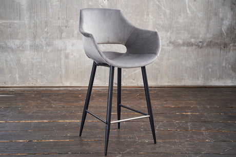 B-Ware KAWOLA Thekenhocker ZAJA Barstuhl Sitzhöhe 65 cm Velvet grau