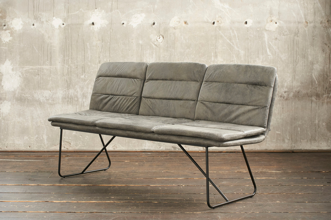 eba75a3d-5139-4158-aad5-453636aa825e