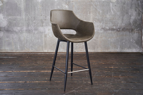 087e586c-2c7b-45d5-800e-d0139f1d64f7