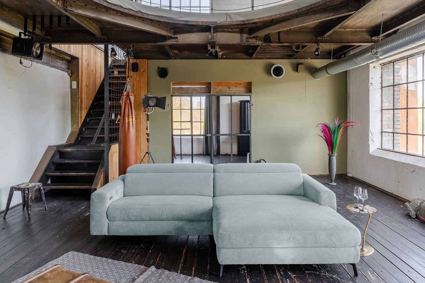 dc4aff48-1b51-4c9b-ab09-e5b55f5beb78