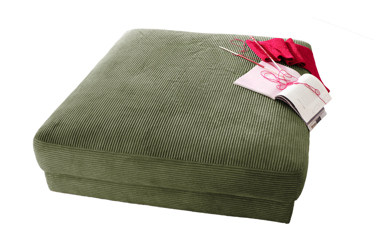 KAWOLA Big Hocker MADELINE Polsterhocker Cord olivgrün