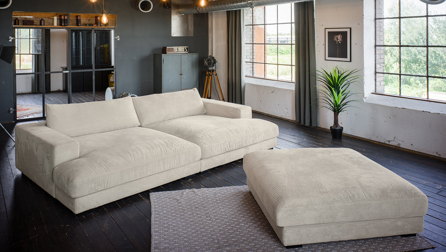 KAWOLA Big Sofa MADELINE Cord cremeweiß mit Hocker und 4 Zierkissen
