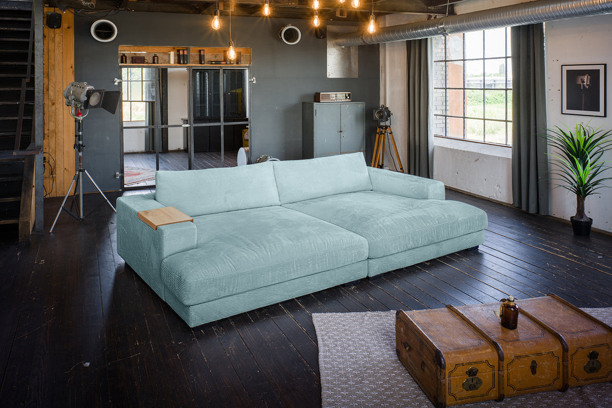 KAWOLA Big Sofa MADELINE Cord hellblau, 290 x 190, mit Holztablett natur