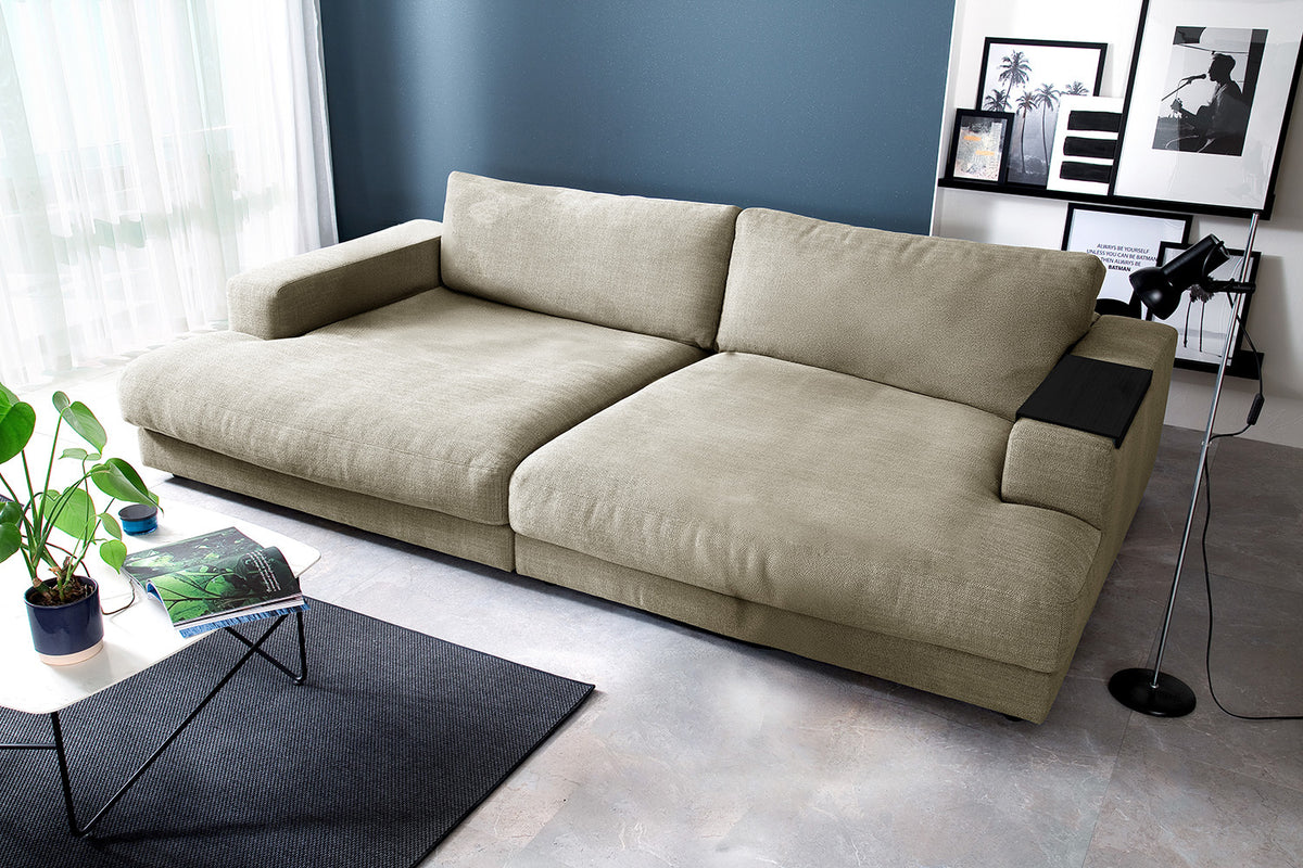 KAWOLA Big Sofa MADELINE Stoff cremeweiß, 290 x 170, mit Holztablett schwarz