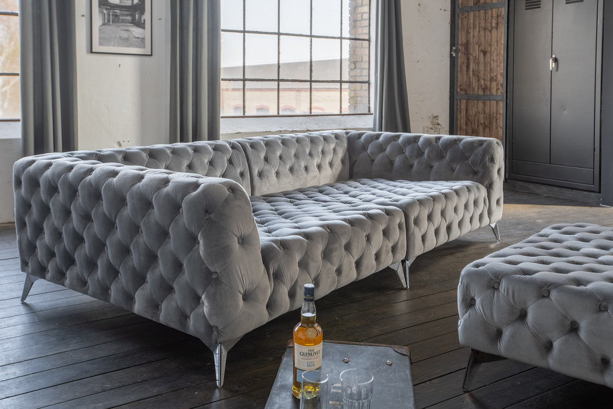 KAWOLA Big Sofa NARLA Chesterfield Sofa Velvet silber