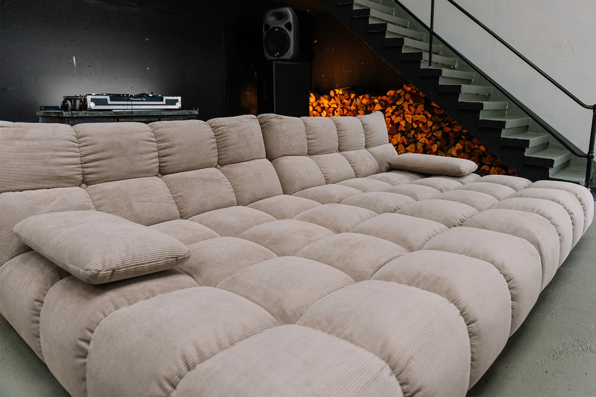 KAWOLA Big Sofa VIVIEN Feincord beige