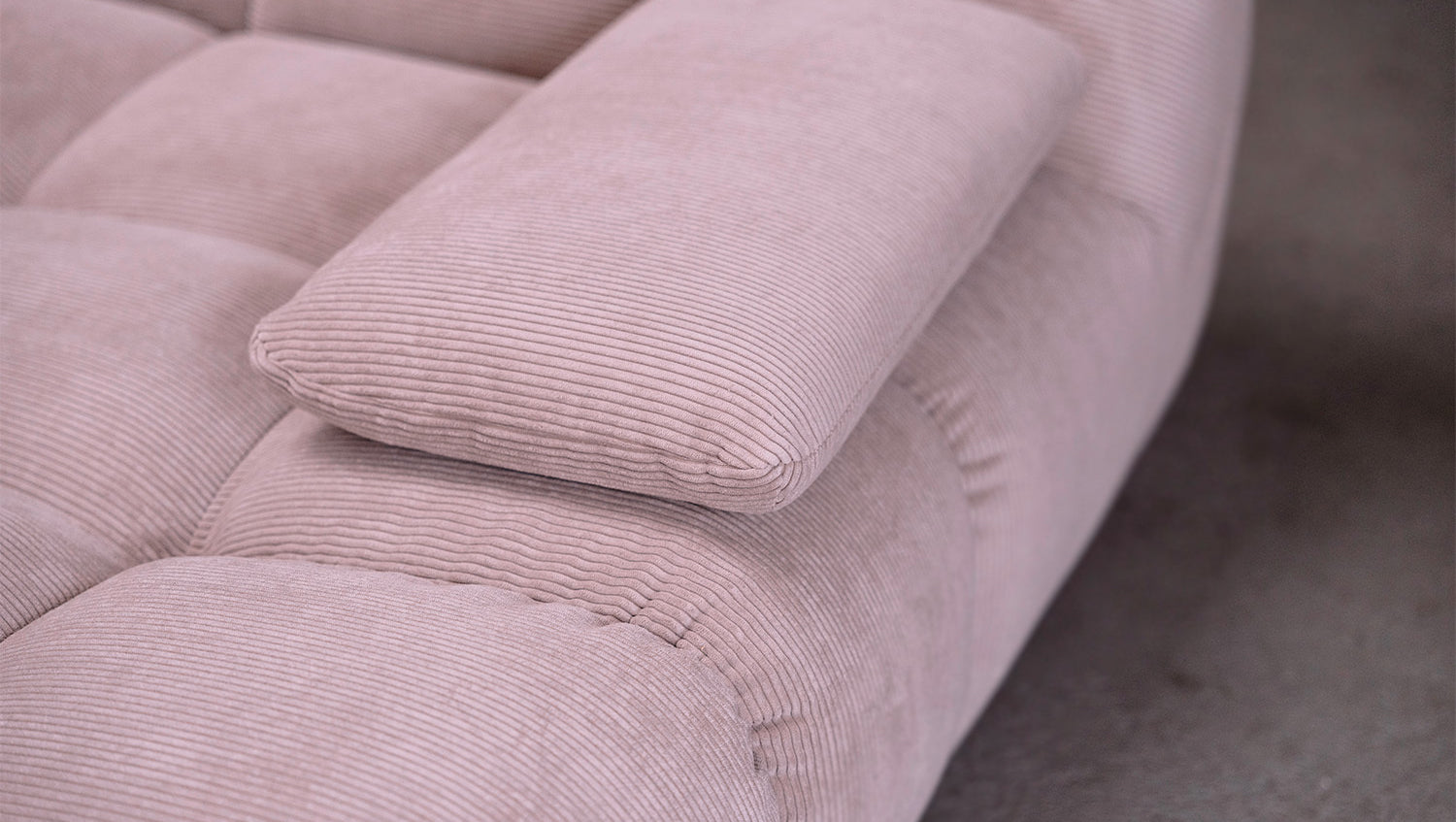 KAWOLA Big Sofa VIVIEN Feincord rosa