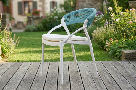 KAWOLA Gartenstuhl KISO Outdoor weiß mit Kissen Rückenlehne Rope hellblau