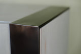 KAWOLA Highboard MARGO 2 Türen Ulme furniert grau Fuß Edelstahl gebürstet