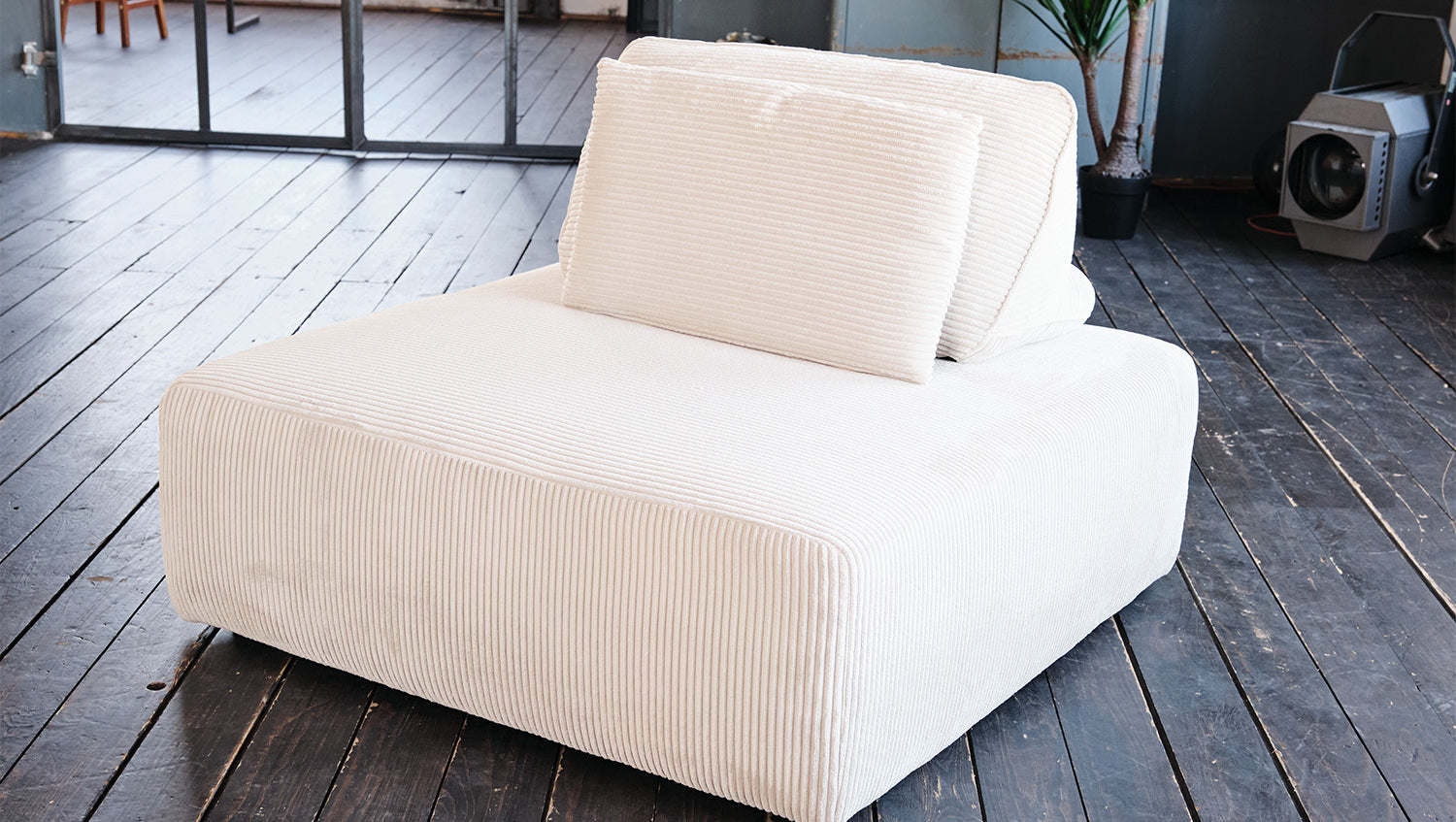 KAWOLA Hocker WIOLO SOFT Polsterhocker mit Rückenkissen Cord cremeweiß