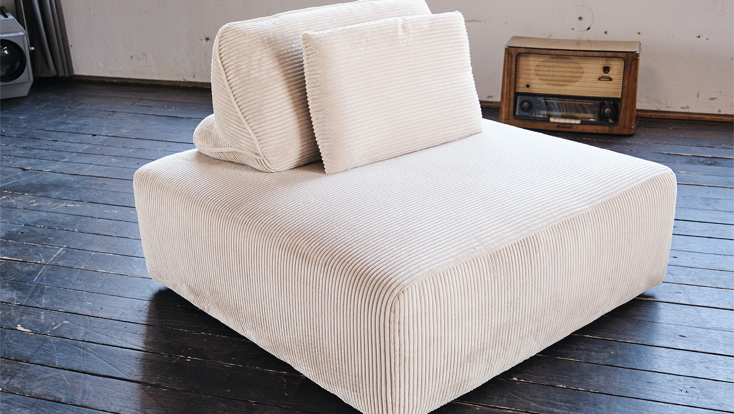 KAWOLA Hocker WIOLO SOFT Polsterhocker mit Rückenkissen Cord cremeweiß