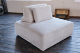 KAWOLA Hocker WIOLO SOFT Polsterhocker mit Rückenkissen Cord hellgrau
