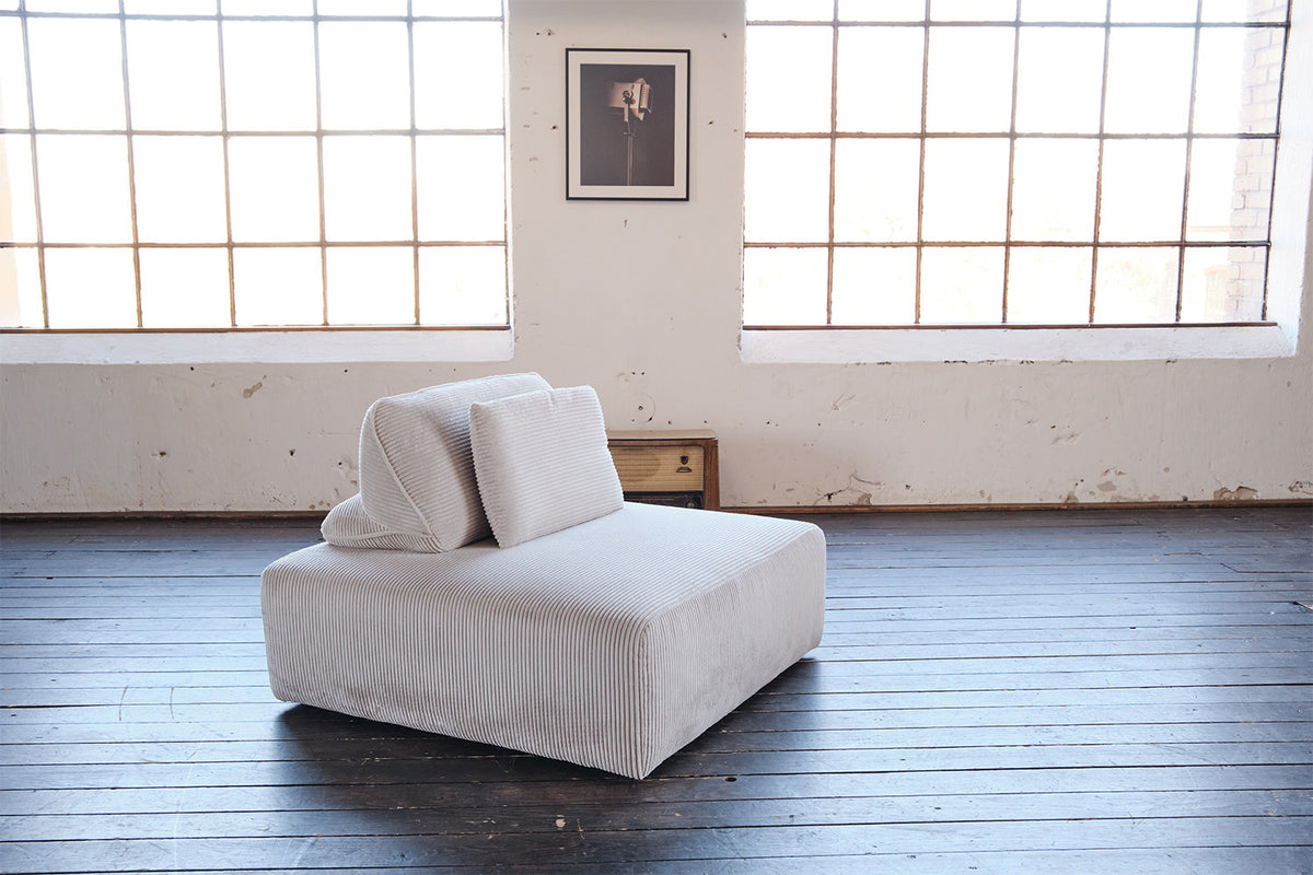 KAWOLA Hocker WIOLO SOFT Polsterhocker mit Rückenkissen Cord hellgrau