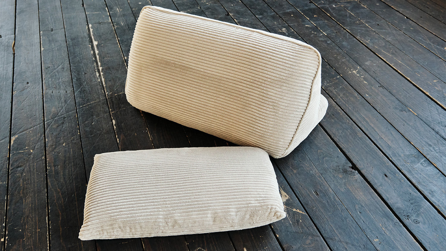 KAWOLA Rückenkissen WIOLO SOFT Cord cremeweiß