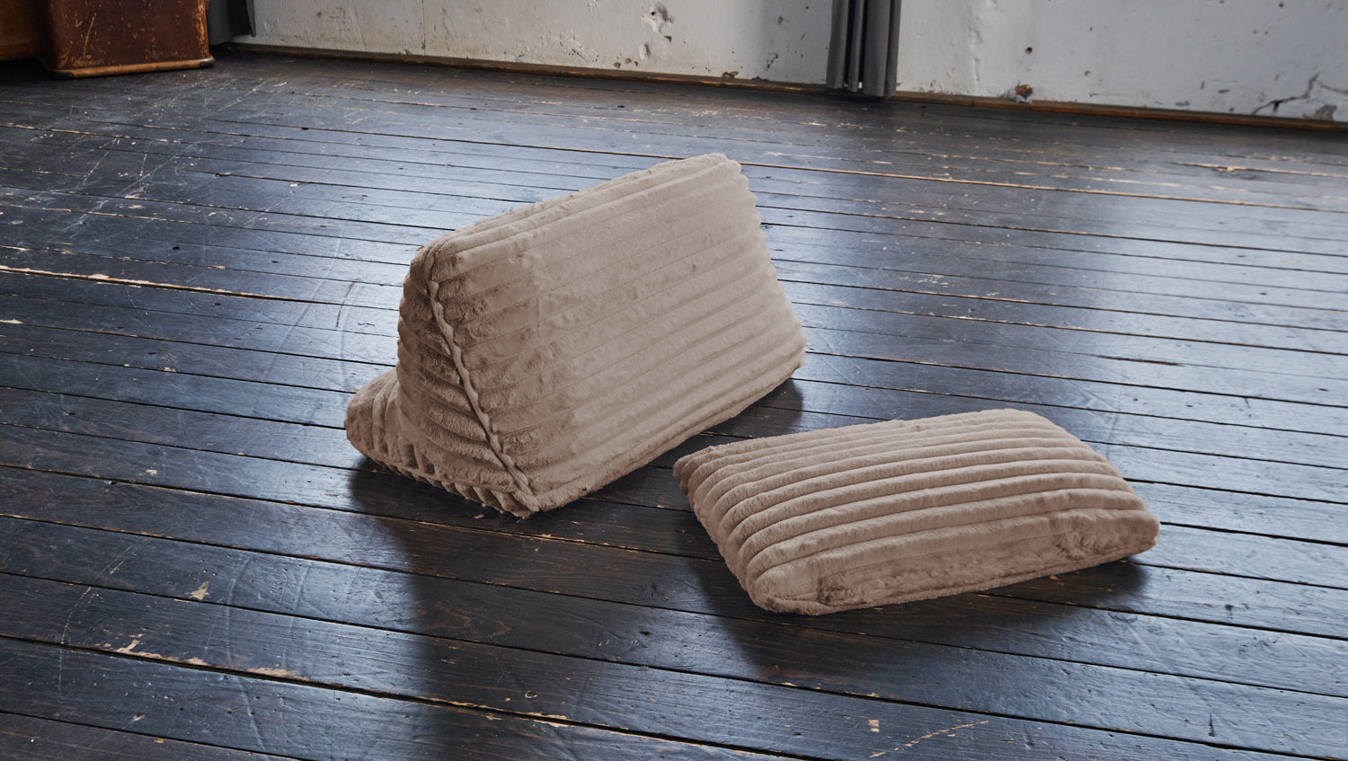 KAWOLA Rückenkissen WIOLO SOFT Weicher Breitcord taupe